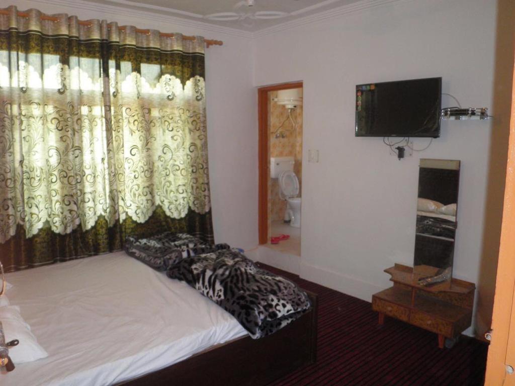 My Guest House Srīnagar Exterior foto